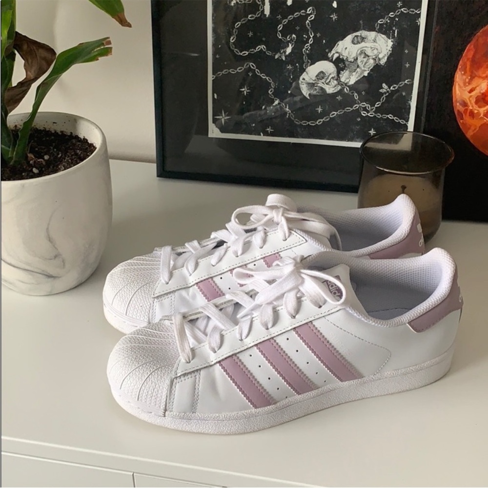 Adidas Originals Superstar Shoes Dusty
Pink/White